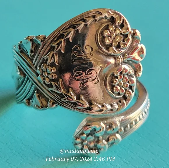 1889 Tiffany & Co. Saint James Spoon Ring in Sterling Silver Luxury jewelry #77 - Picture 11 of 16